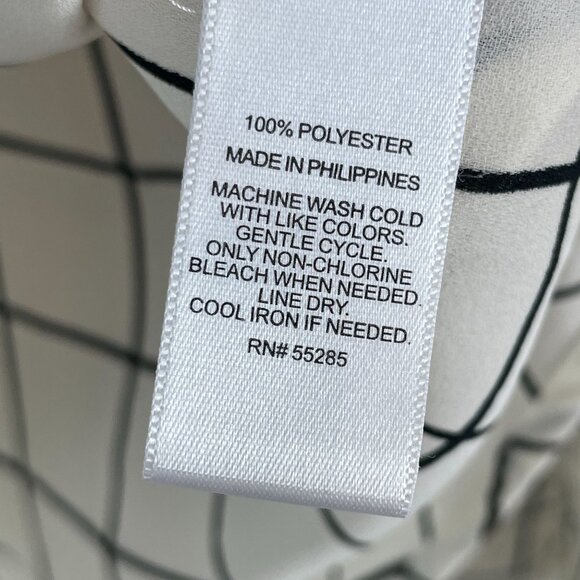 Express Womens XS White Black Grid Pattern Button Up Blouse Roll Tab Sleeve Top - Picture 4 of 8